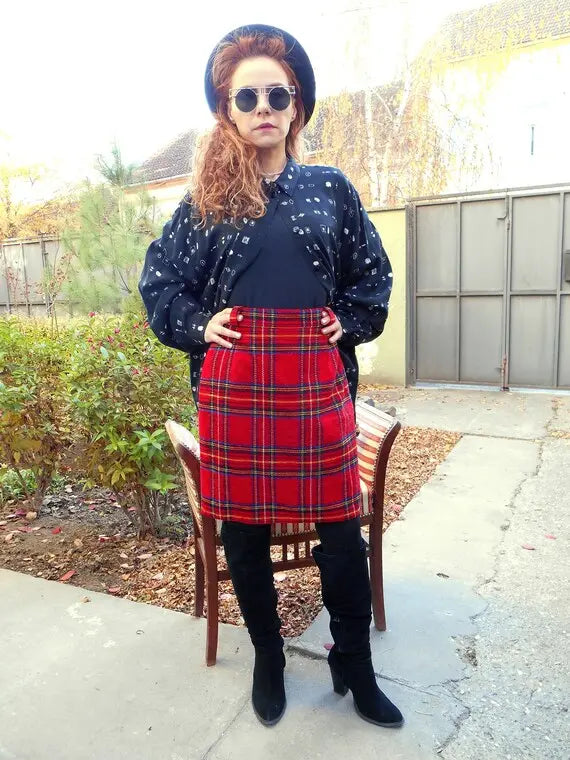 Best Outfit Ideas With a Tartan Plaid Skirt All Safe Shop