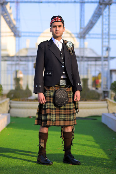 Men's 8 Yard Kilt for Men, Men's Deluxe Kilt, Scottish Tartan Kilt, Highland Wedding Kilt, Macdonald Ancient Kilt